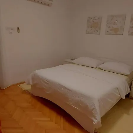 23 Διαμέρισμα Brela